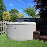 Nyaraló 2 Bed In Ulverston Oc-sz393 *