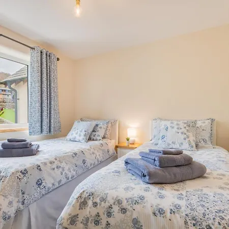 2 Bed In District Sz393 Holiday home *