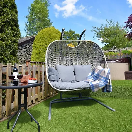 Holiday home 2 Bed In District Sz393