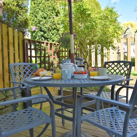 2 Bed In District Sz393 * Backbarrow